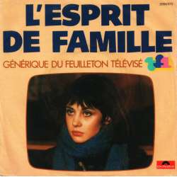 l'esprit de famille générique du feuilleton télévisé