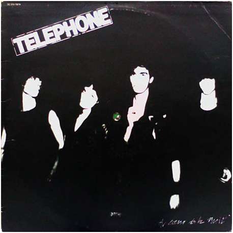 telephone au coeur de la nuit